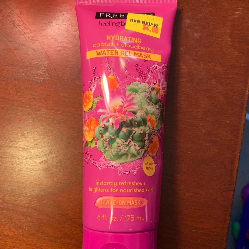 Freeman cactus cloudberry mask